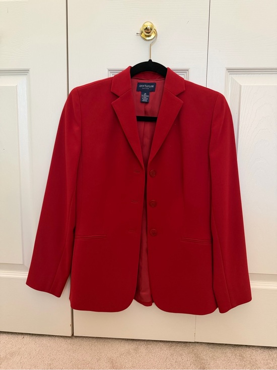 Ann Taylor Jackets & Blazers - Ann Taylor Petites Vibrant Red Blazer